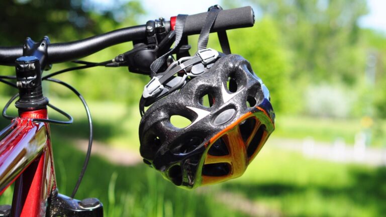 bike helmet expiration date