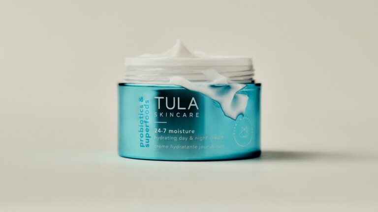 TULA Chrome 24 7 Moisture Hydrating Day Night Cream 1