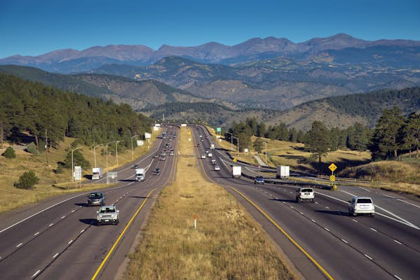 USA Colorado Highway John Coletti GettyImages 1054127188