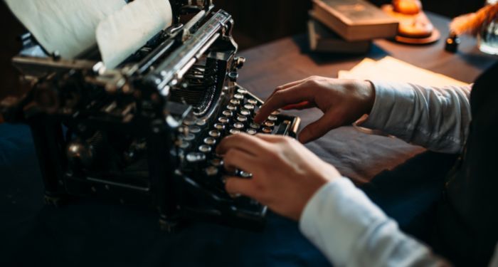 writing typing typewriter featured.jpg.optimal