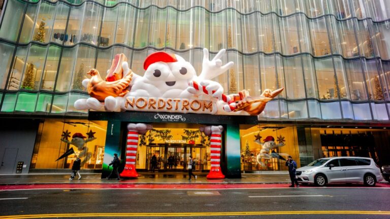 nordstrom holiday display wwd GH 19