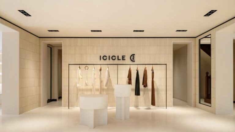 In September and October of this year ICICLEs clothing sales increased by 20 with the proportion of selected Italian materials rising from 25 to 50 1