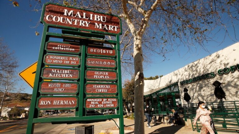 Malibu Country Mart Closed Wildfires Reopening